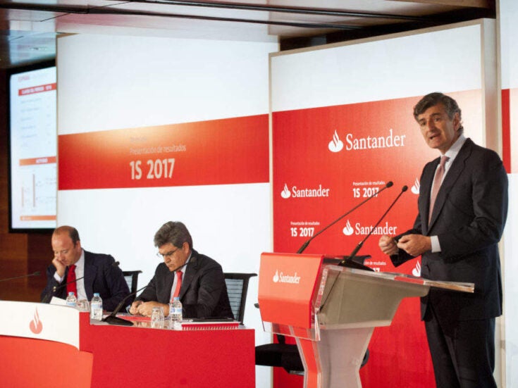 Santander extends consumer finance to Mazda and Volvo models