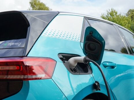 UK government ends plug-in grant for cars